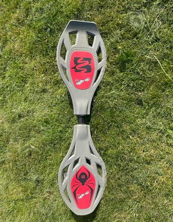 Waveboard (86cm)  beschikbaar voor biedingen