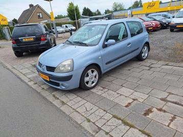 Renault Clio 1.4 16V AUTOMAAT E4 2004 nieuwe apk!!  beschikbaar voor biedingen