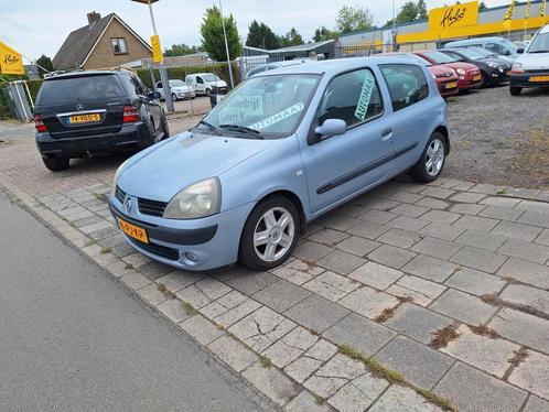 Renault Clio 1.4 16V AUTOMAAT E4 2004 nieuwe apk!!, Auto's, Renault, Bedrijf, Clio, Benzine, E, Hatchback, Automaat, Origineel Nederlands
