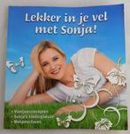 Boek Lekker in je vel met Sonja - Sonja Bakker, Gelezen, Dieet en Voeding, Ophalen of Verzenden, Sonja Bakker