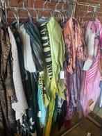 Partij sjaaltjes sjaals - markthandel, Kleding | Dames, Mutsen, Sjaals en Handschoenen, Ophalen of Verzenden, Zo goed als nieuw