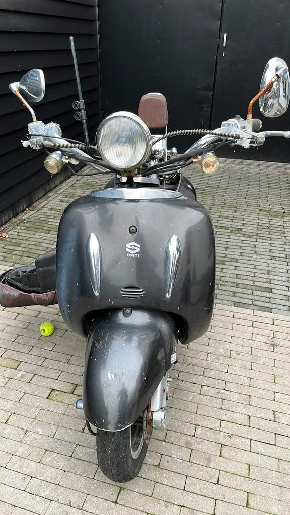 Scooter opknap, Fietsen en Brommers, Snorfietsen en Snorscooters, Zo goed als nieuw, Overige merken, Benzine, Ophalen