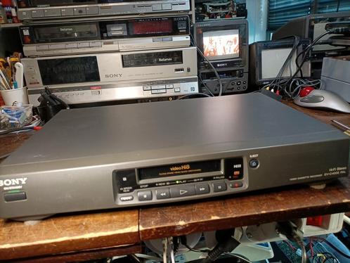 Sony EV-C400E Video8 Hi8 Speler/Recorder, Audio, Tv en Foto, Videospelers, Zo goed als nieuw, VHS-speler of -recorder, Ophalen of Verzenden