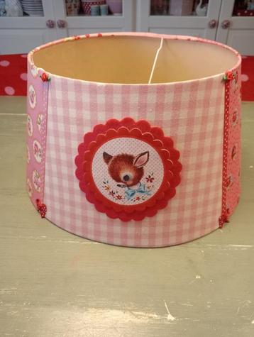 Lampenkap Roze met Hertjes  beschikbaar voor biedingen