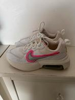 Witte Nike sneakers - Maat 37, Kleding | Dames, Schoenen, Ophalen of Verzenden, Zo goed als nieuw, Wit, Sneakers of Gympen