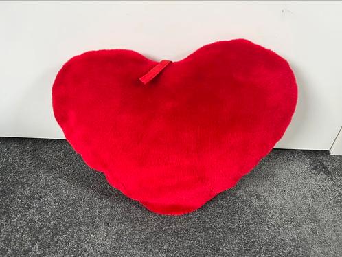 Knuffel in hart vorm, Kinderen en Baby's, Speelgoed | Knuffels en Pluche, Zo goed als nieuw, Overige typen, Ophalen of Verzenden