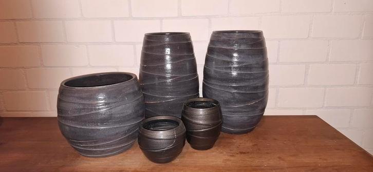 Serie Bloempotten binnen - Stijlvol en Uniek!, Tuin en Terras, Bloempotten, Gebruikt, Binnen, Minder dan 25 cm, Rond, Ophalen