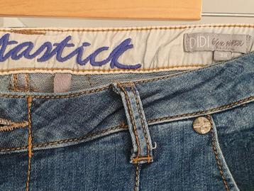 DIDI denim broek beschikbaar voor biedingen