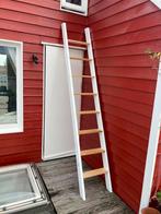 Houten ladder gemaakt door meubelmaker, Doe-het-zelf en Verbouw, Ladders en Trappen, Ophalen, Zo goed als nieuw, Ladder, 2 tot 4 meter