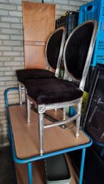 2 barok stoelen, Ophalen