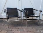 LC1 Le Corbusier fauteuils, Huis en Inrichting, Fauteuils, Ophalen, Gebruikt, Bauhaus, Onbekend.
