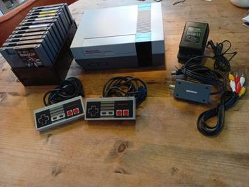 Gereinigde en regio vrije Nintendo Nes met 12 Top Titels beschikbaar voor biedingen