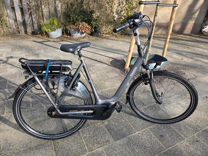 Gazelle luzern c7 elektrische fiets, Fietsen en Brommers, Elektrische fietsen, Zo goed als nieuw, Gazelle, 59 cm of meer, 50 km per accu of meer