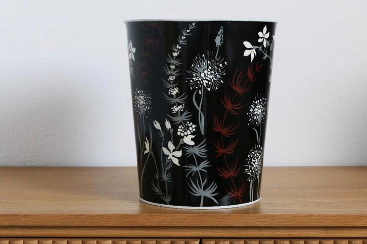 Vintage/retro metalen prullenbak, Huis en Inrichting, Woonaccessoires | Prullenbakken, Gebruikt, Metaal, Minder dan 50 cm, minder dan 10 liter