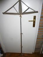 Muziek Standaard   Gratis, Ophalen, Gebruikt, Muziekstandaard