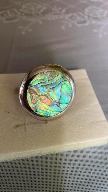 Ring zilver met paarlemoer gemerkt 925 mt 19 beschikbaar voor biedingen