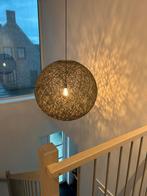 Hanglamp cocooning gevlochten geweven touwbol, Huis en Inrichting, Lampen | Hanglampen, Ophalen of Verzenden, Modern/elegant, 75 cm of meer