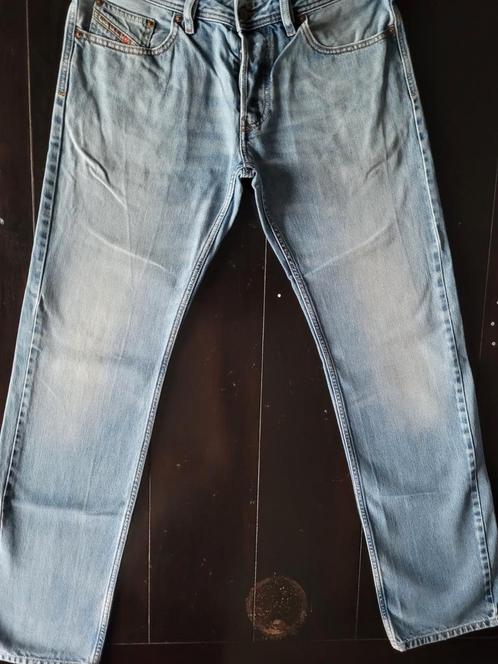ZGAN CLASSIC DIESEL LARKEE REGULAR STRAIGHT JEANS SIZE 33/34, Kleding | Heren, Spijkerbroeken en Jeans, Zo goed als nieuw, W33 - W34 (confectie 48/50)