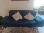 Blue couch, Huis en Inrichting, Banken | Bankstellen, Ophalen, Overige materialen, Gebruikt, Tweepersoons
