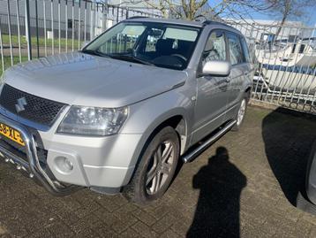 Suzuki Grand Vitara Sidebars rechte buis beschikbaar voor biedingen