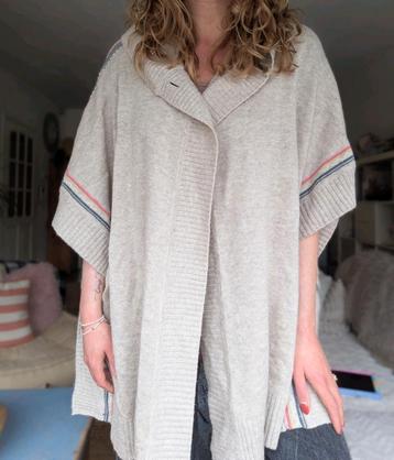 Parfois poncho  beschikbaar voor biedingen