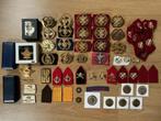 Lot Nederlandse Baret emblemen en medailles, Embleem of Badge, Nederland, Ophalen of Verzenden, Landmacht