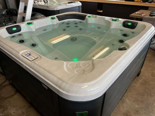Comfortabele 5 persoons Spa Relax incl. Garantie & Plaatsing, Tuin en Terras, Zwembad-toebehoren, Zo goed als nieuw, Ophalen