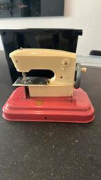 Vintage kindernaaimachine, Antiek en Kunst, Ophalen