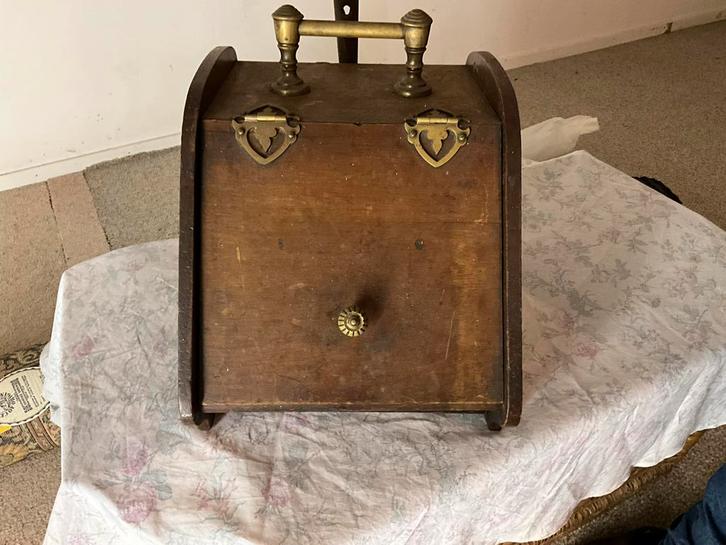 Antieke kolenbak met ijzeren binnenbak, Antiek en Kunst, Antiek | Woonaccessoires, Ophalen