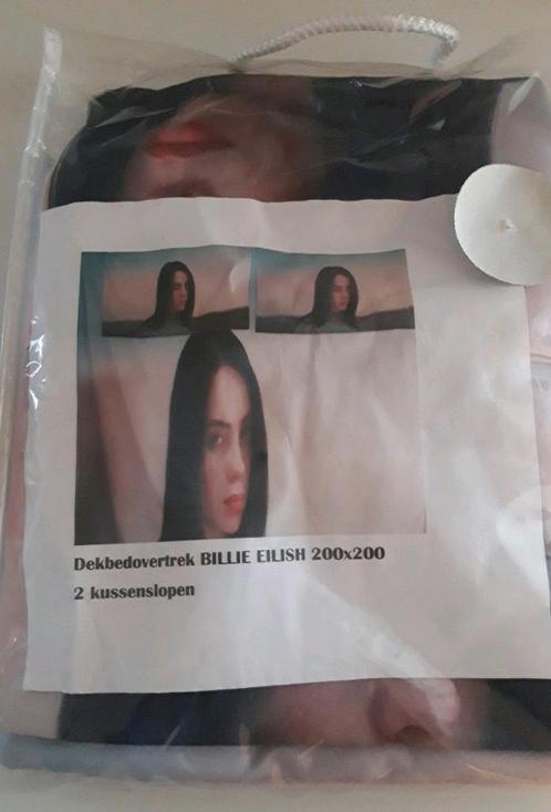 Nieuw!! Dekbedovertrek Billie Eilish 200x200 +2 kussenslopen, Huis en Inrichting, Slaapkamer | Beddengoed, Nieuw, Dekbedovertrek