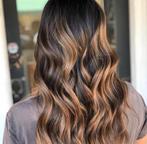 Haarkleuring en -knippen van elke complexiteit, Knippen