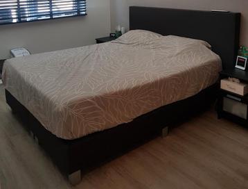 Boxspring 160x200cm  beschikbaar voor biedingen