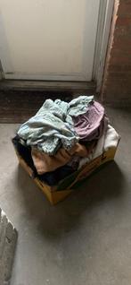 Bananendoos vol vrouwenkleding maat S t/m L ophalen voor €15, Ophalen of Verzenden, Zo goed als nieuw, Maat 38/40 (M)