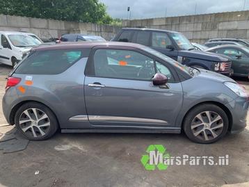 Dorpel rechts van een Citroen DS3 (KTH) beschikbaar voor biedingen