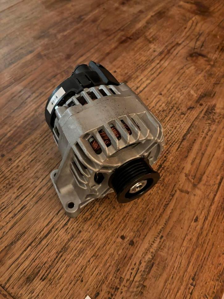 Nieuwe 12V Dynamo / Alternator PE0026958000200042, Auto-onderdelen, Elektronica en Kabels, Universele onderdelen, Nieuw, Ophalen of Verzenden