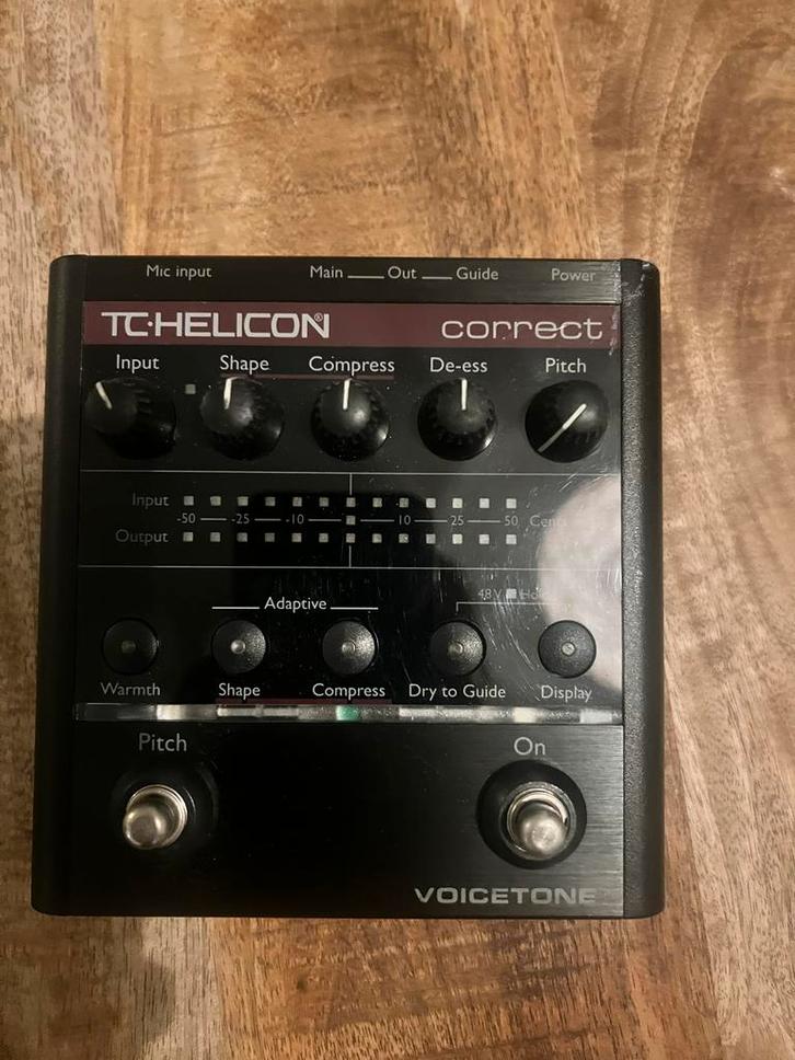 TC Helicon VoiceTone Correct Vocal Effectpedaal, Muziek en Instrumenten, Effecten, Zo goed als nieuw, Compressor, Ophalen of Verzenden