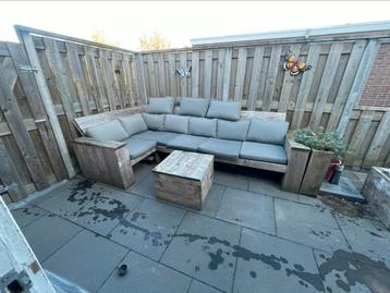 Tuinset van steigerhout beschikbaar voor biedingen