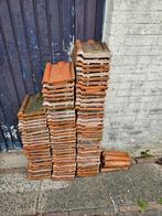 Dakpannen. 100 stuks., Doe-het-zelf en Verbouw, Dakpannen en Dakbedekking, Ophalen, Gebruikt, Steen of Klei, 15 m² of meer
