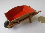 1956 Dinky Toys 382. WHEEL BARROW /KRUIWAGEN., Dinky Toys, Gebruikt, Ophalen of Verzenden, Tractor of Landbouw