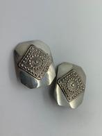 X895 Prachtige zilveren clip oorbellen streekdracht, Sieraden, Tassen en Uiterlijk, Antieke sieraden, Ophalen of Verzenden, Zilver
