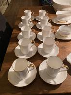 Royal albert bone china val d’or servies 88 delig, Antiek en Kunst, Ophalen of Verzenden