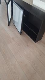 Mooie Wandkast met Glazen Deuren, Gebruikt, 100 tot 150 cm, 100 tot 150 cm, Ophalen of Verzenden