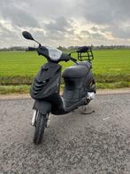 Mooie zwarte Zip 2020 injectie, Fietsen en Brommers, Scooters | Piaggio, Ophalen, Maximaal 45 km/u, Zip, Zo goed als nieuw