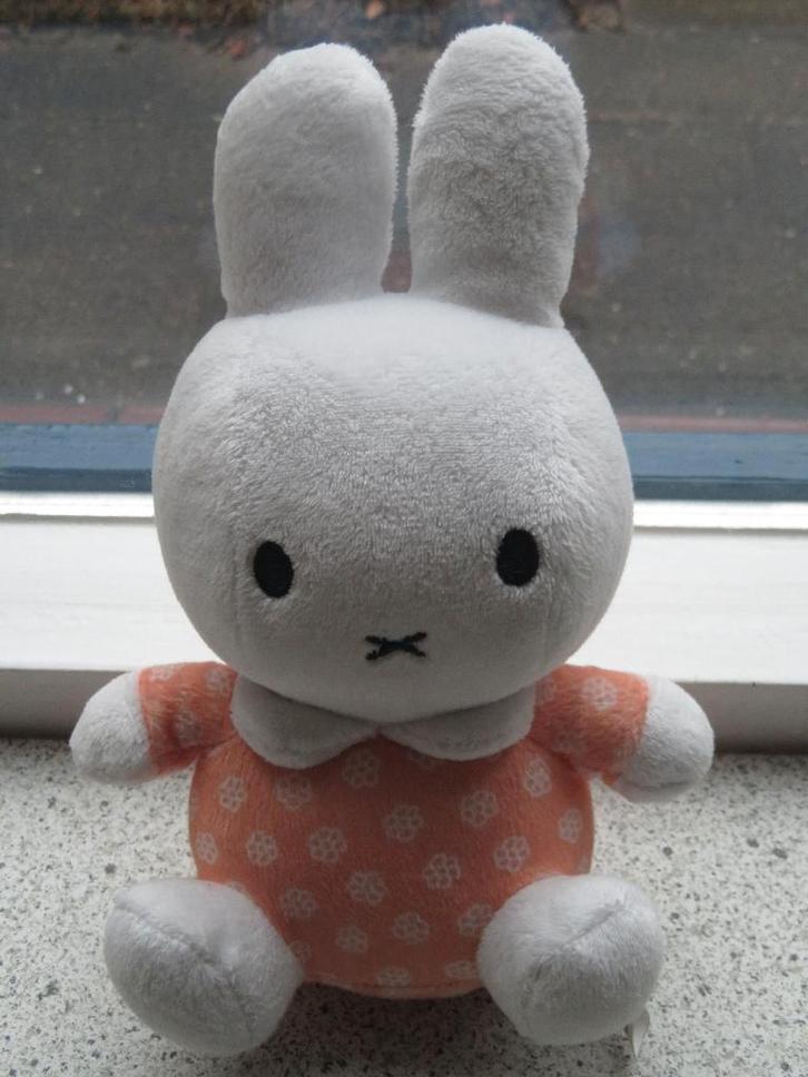 Oranje roze Nijntje Miffy Dick BrunaTiamo bloemetjes op lijf, Kinderen en Baby's, Speelgoed | Knuffels en Pluche, Zo goed als nieuw