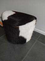 Poef van koeienhuid, Ophalen, Rond, Minder dan 50 cm, Minder dan 50 cm