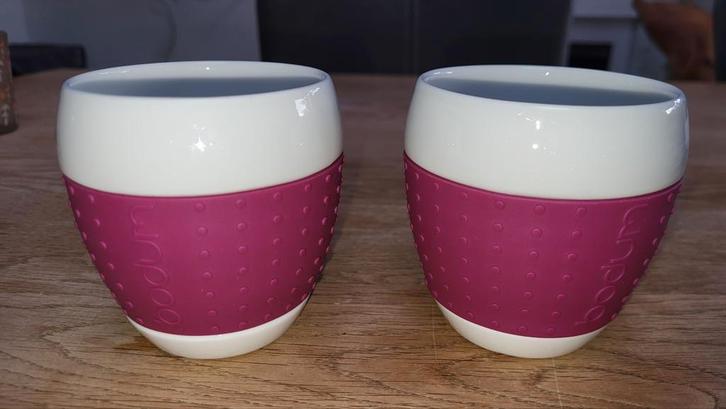 Twee Bodum Mokken, Huis en Inrichting, Keuken | Servies, Gebruikt, Kop(pen) en/of Schotel(s), Overige stijlen, Keramiek, Ophalen