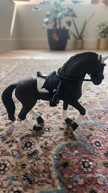 Fries paard schleich beschikbaar voor biedingen
