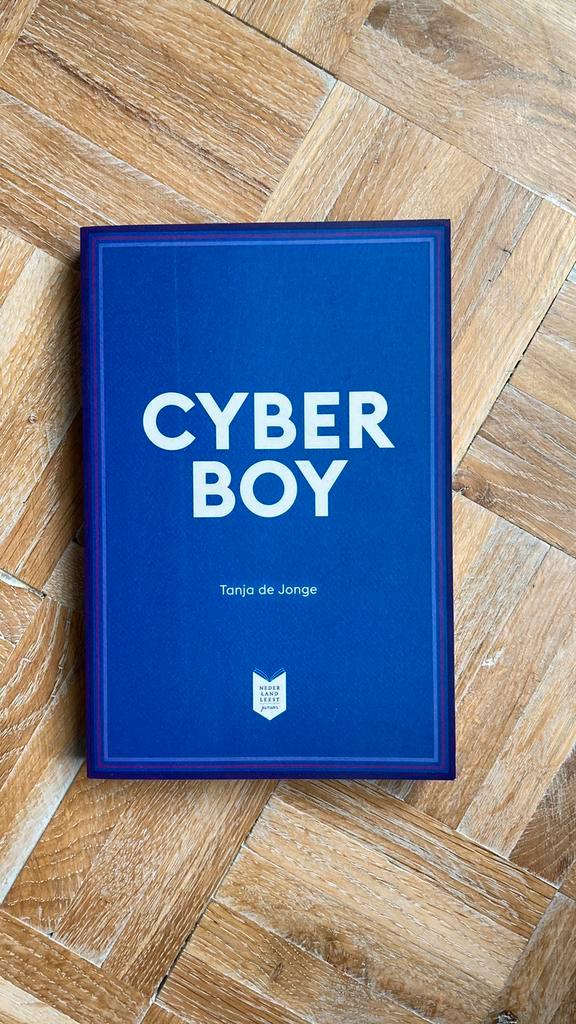 Cyberboy - Tanja de Jonge, Boeken, Boekenweekgeschenken, Gelezen, Ophalen of Verzenden