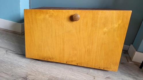 retro klepkastje vintage kastje, Verzamelen, Retro, Huis en Inrichting, Ophalen