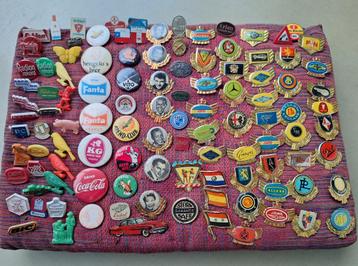lot 110st pins speldjes buttons oa. automerken landen merken beschikbaar voor biedingen